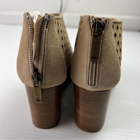 Aquatalia Sandals women 6 Nikita Tan Open Toe Suede Wedge Booties - Picture 10 of 13